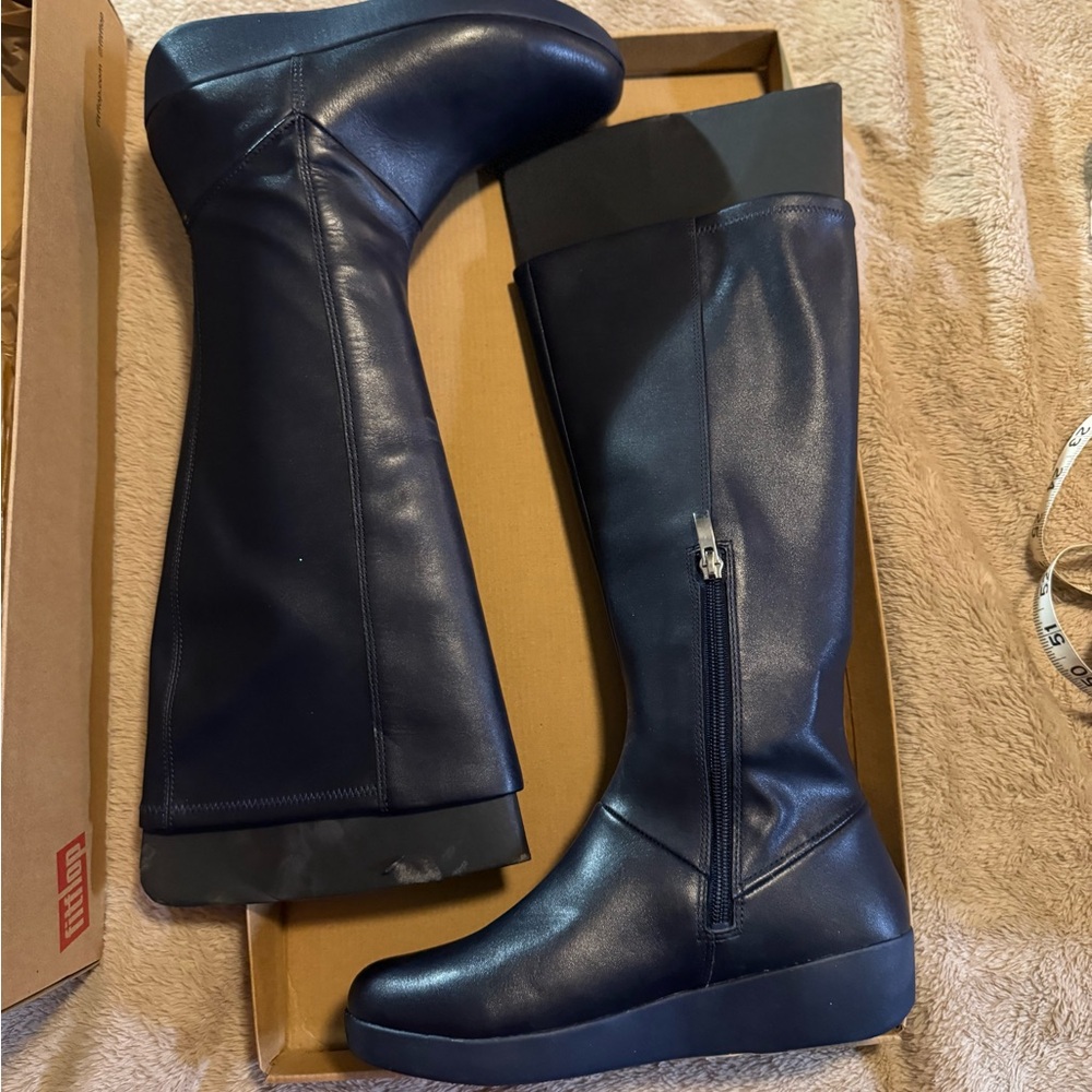 💙💙💙New Fitflop💙💙💙 7.5💙💙💙Navy Knee-High Boots💙💙💙